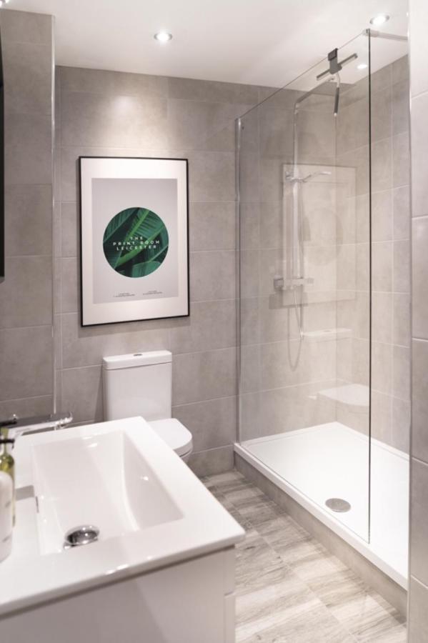 Luxury Apartment In The Heart Of Leicester With Parking Exterior photo